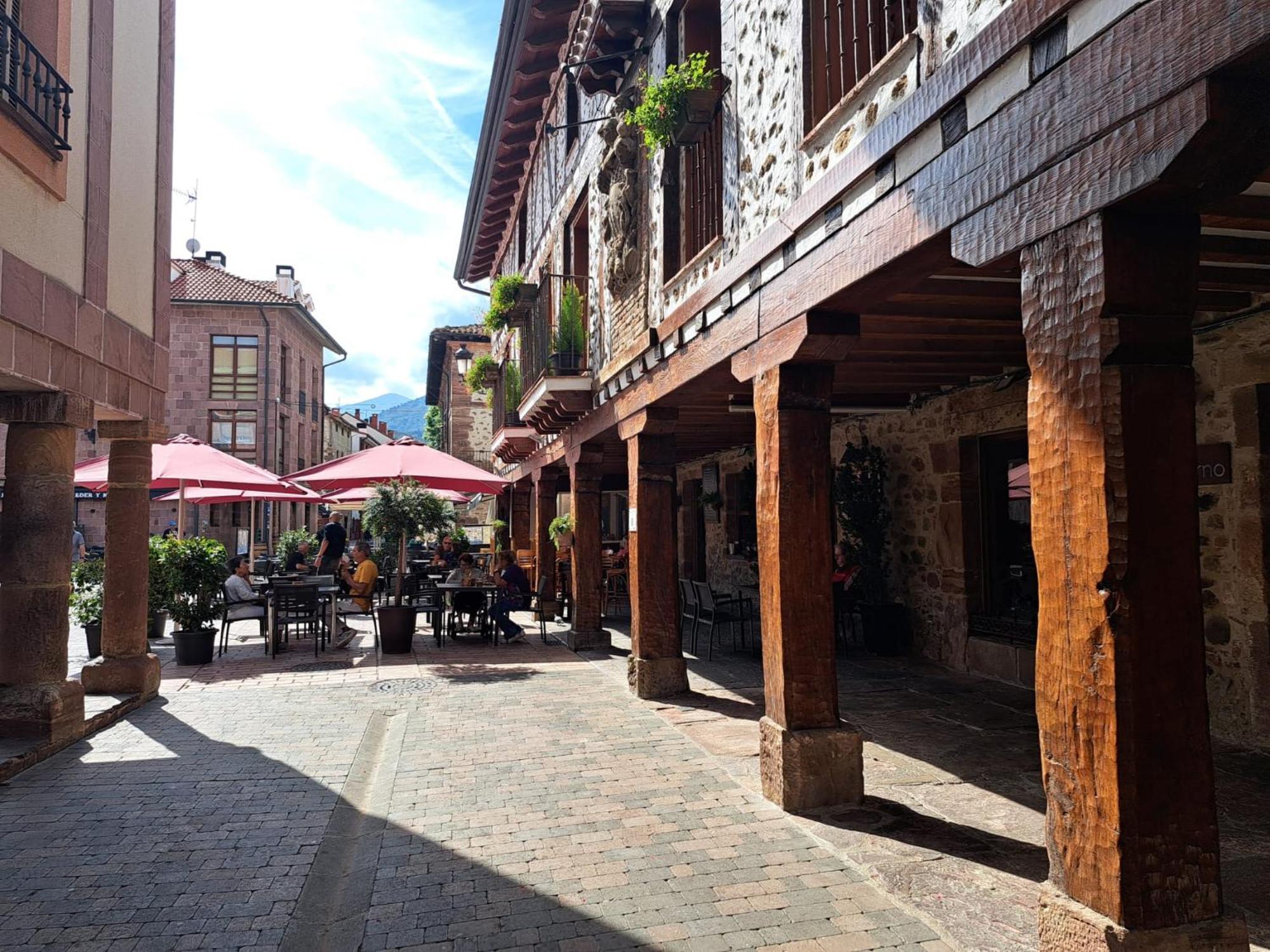 Apartamento Gallarza Con Parking Ezcaray Exterior foto